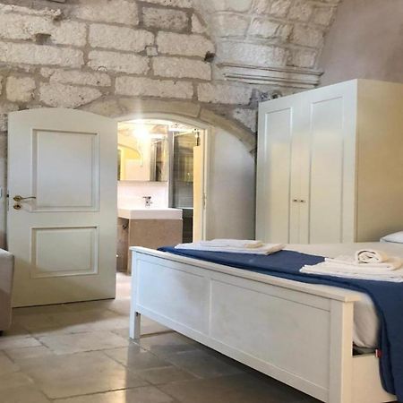 Vila Odegos Monolocali Vico Sant'Antonio Carpignano Salentino Exteriér fotografie