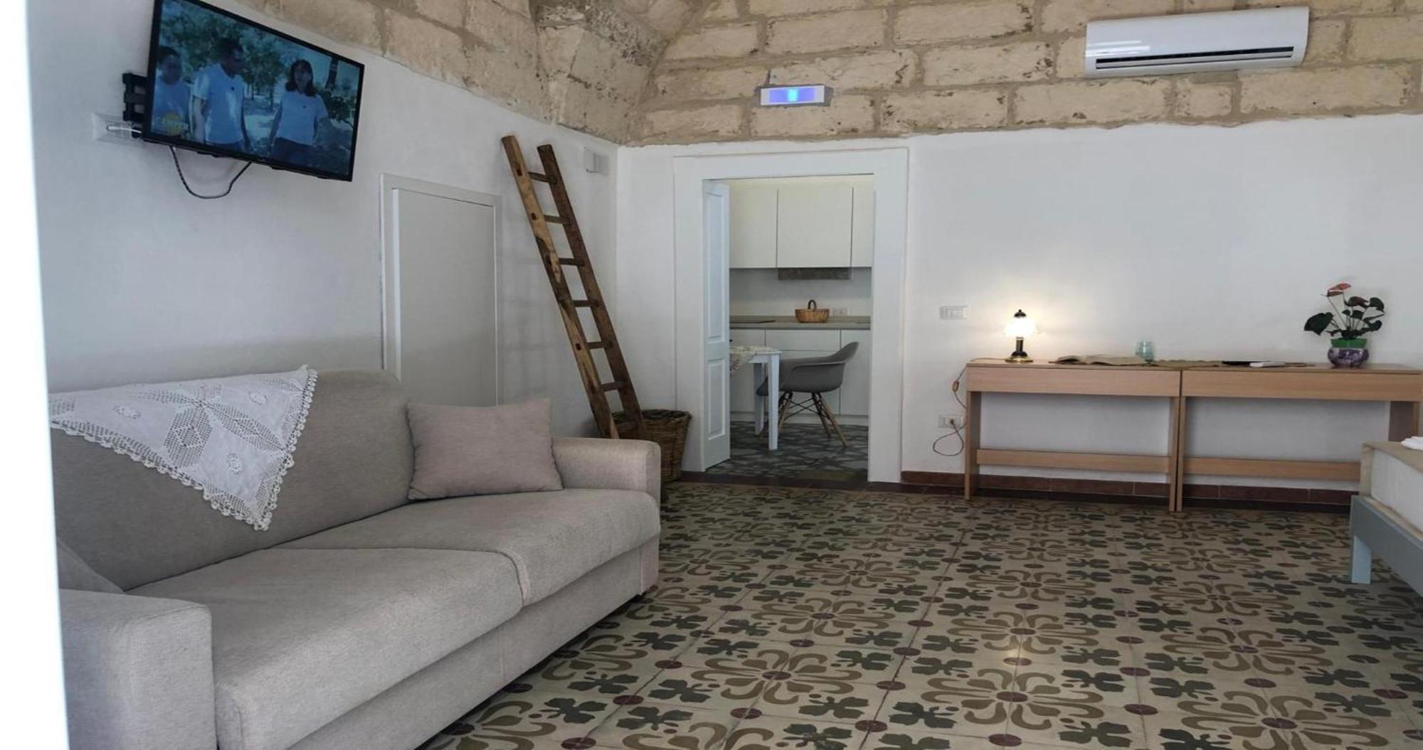 Vila Odegos Monolocali Vico Sant'Antonio Carpignano Salentino Exteriér fotografie