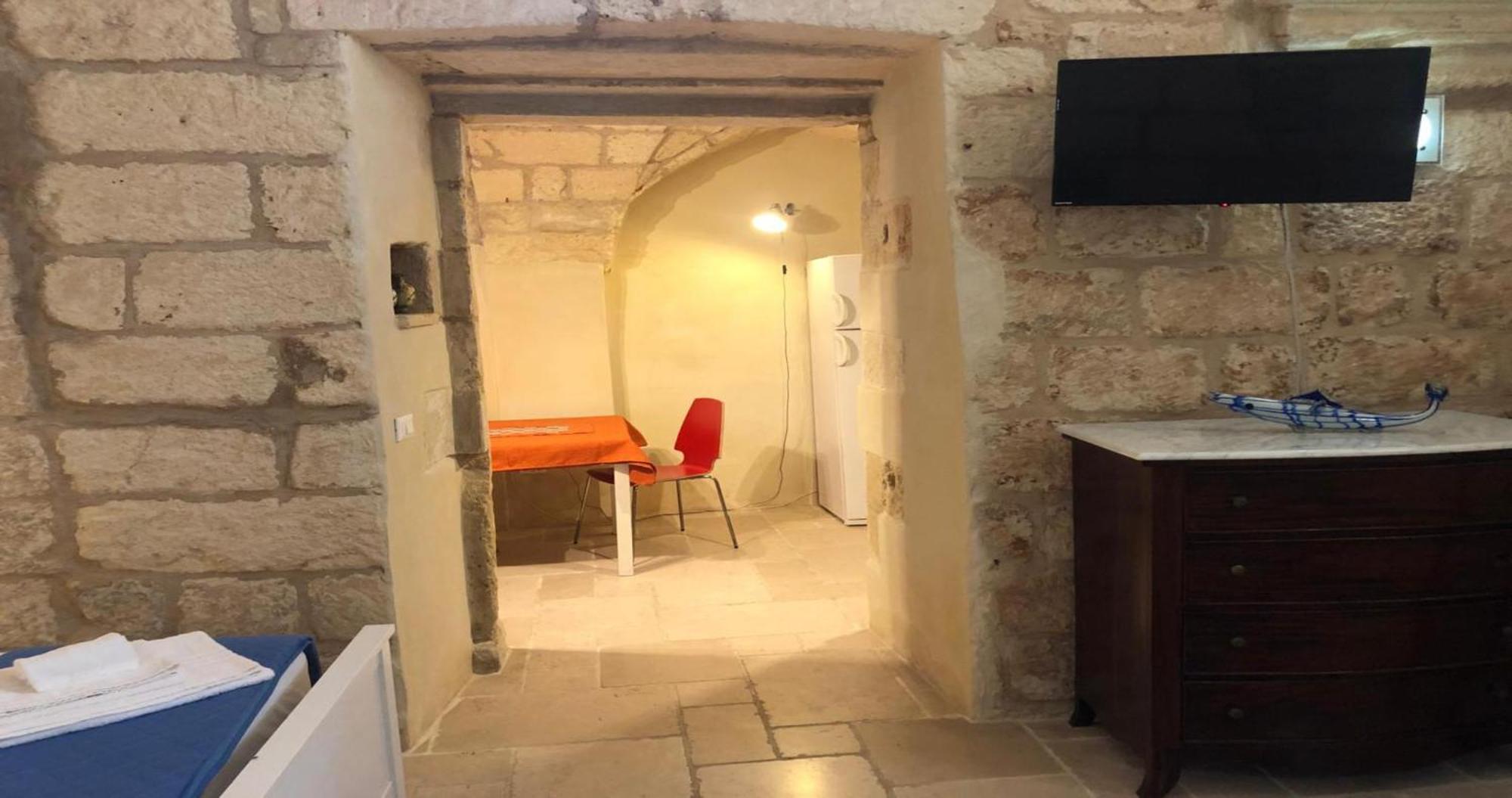 Vila Odegos Monolocali Vico Sant'Antonio Carpignano Salentino Exteriér fotografie